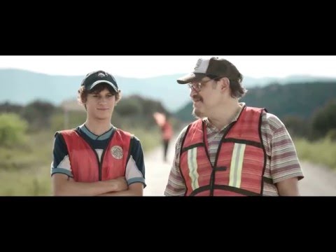 LA DELGADA LÍNEA AMARILLA - Tráiler oficial de la película