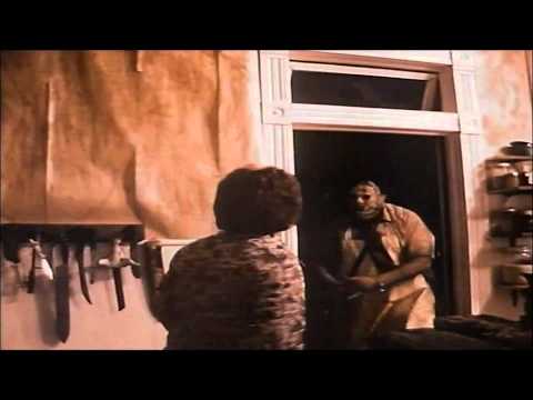 O Massacre da Serra Elétrica (1974) Trailer legendado.