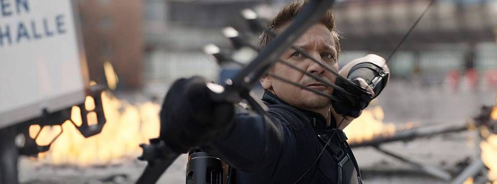   Jeremy Renner pode ser substituído do papel pela Marvel